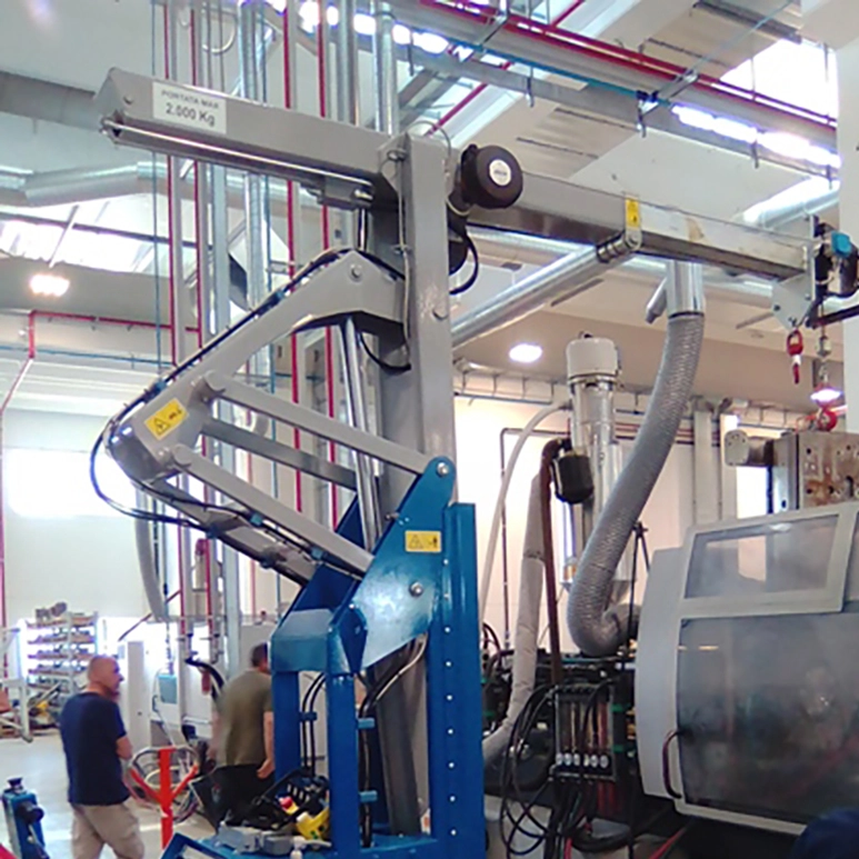 Globeius racks cranes