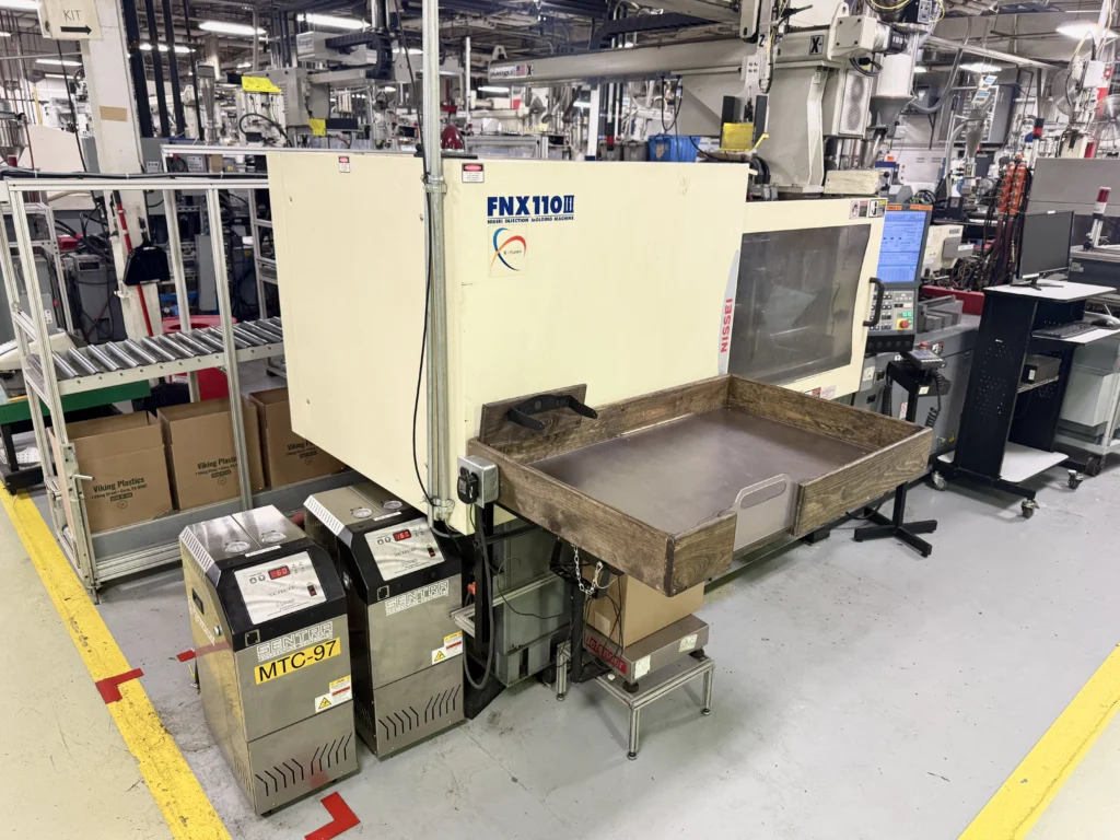 molding cell designed for efficiency